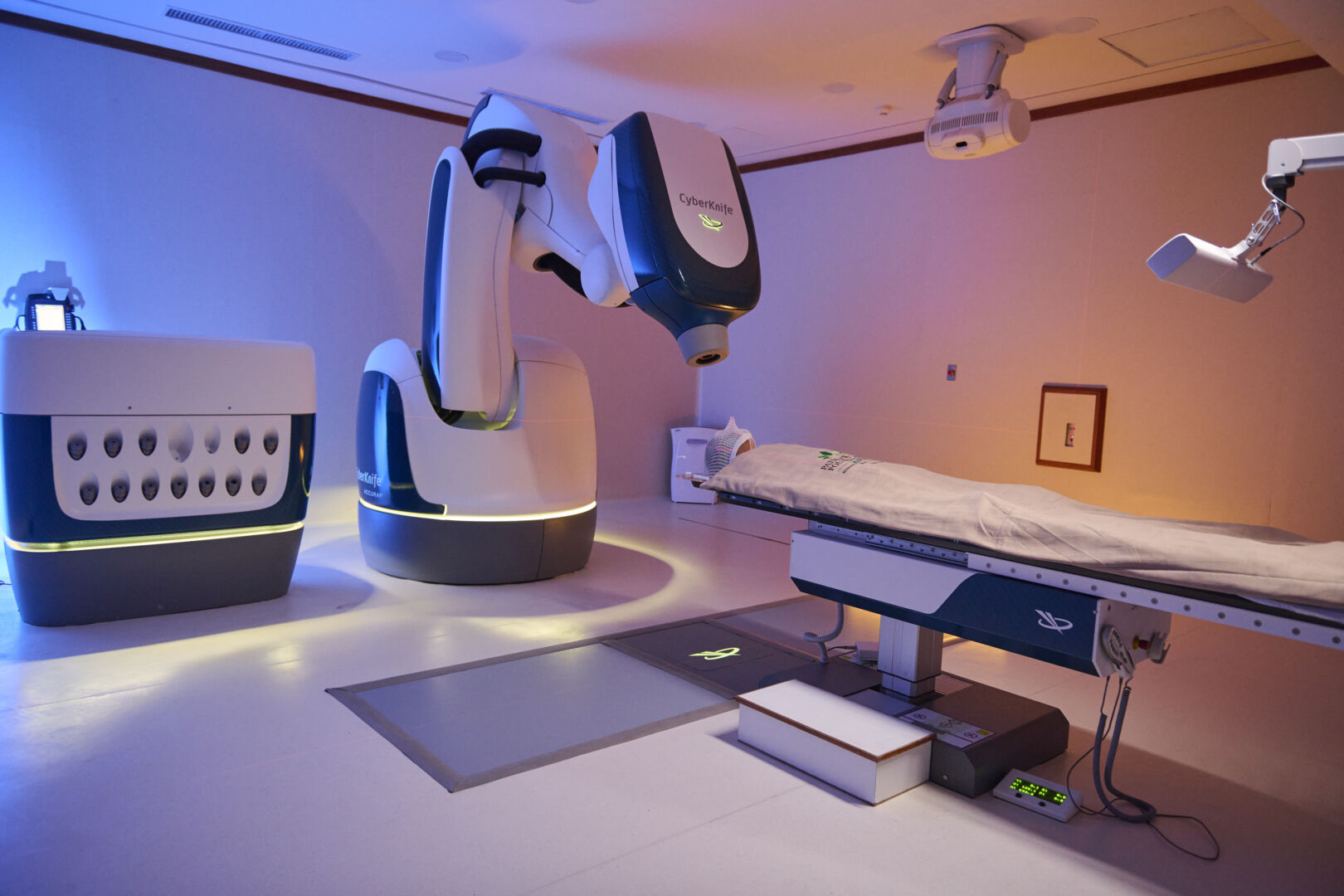 Fund For Cancer Treatment/Cyberknife